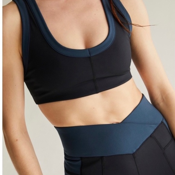 NWT Rebel Bra BY FP MOVEMENT BY FREE PEOPLE Navy Black Cutout Style Navy Black M - Picture 12 of 15